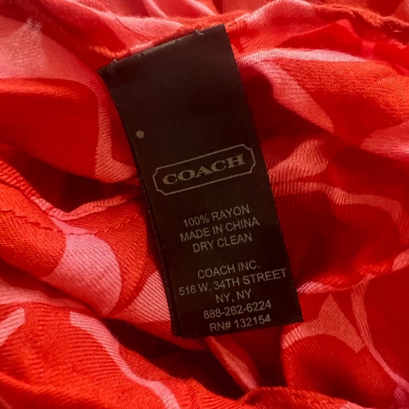 Coach Infinity Signature Scarf - Picture 2 of 3